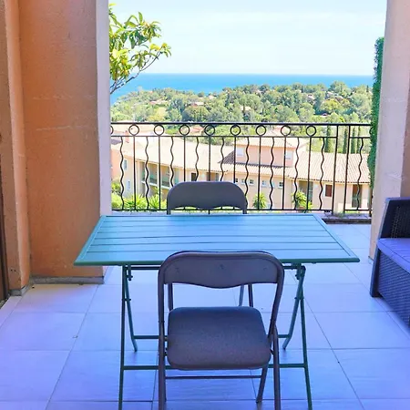 174, Vue A Cap Esterel By Palmazur Saint-Raphaël